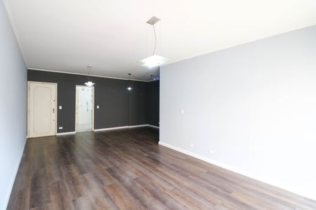 Apartamento para alugar com 160m², 4 quartos e 2 vagasSala