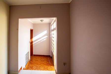 Casa para alugar com 261m², 4 quartos e 2 vagasEscritório