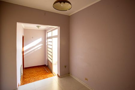 Casa para alugar com 261m², 4 quartos e 2 vagasEscritório
