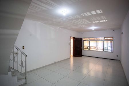 Casa para alugar com 261m², 4 quartos e 2 vagasSala