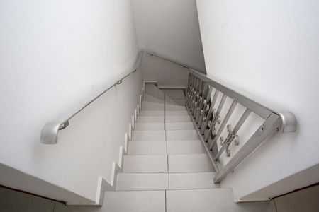 Casa para alugar com 261m², 3 quartos e 2 vagasEscada