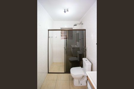 Casa para alugar com 261m², 3 quartos e 2 vagasBanheiro social
