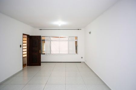 Casa para alugar com 261m², 3 quartos e 2 vagasSala