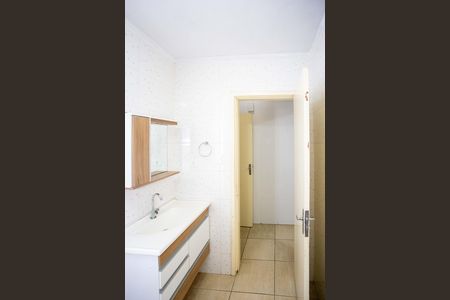 Casa para alugar com 261m², 3 quartos e 2 vagasBanheiro social