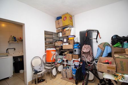 Casa para alugar com 230m², 2 quartos e 2 vagas Casa para alugar com 230m², 2 quartos e 2 vagasQuarto de serviço