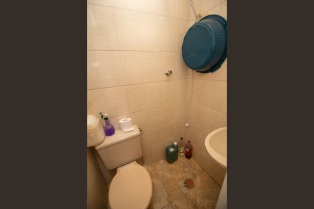 Casa para alugar com 230m², 2 quartos e 2 vagas Casa para alugar com 230m², 2 quartos e 2 vagasBanheiro de serviço