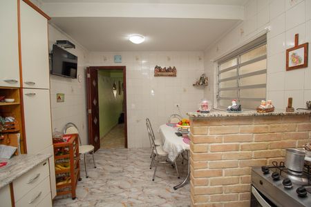 Cozinha de casa para alugar com 2 quartos, 230m² em Vila Miriam, São Paulo