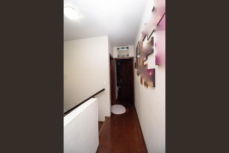Casa para alugar com 230m², 2 quartos e 2 vagas Casa para alugar com 230m², 2 quartos e 2 vagasCorredor