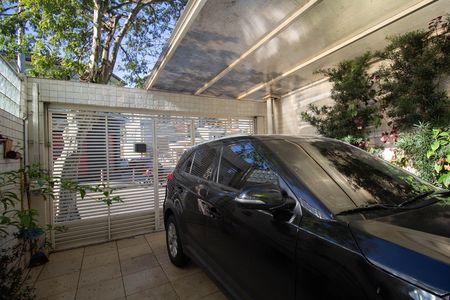 Casa para alugar com 230m², 2 quartos e 2 vagas Casa para alugar com 230m², 2 quartos e 2 vagasGaragem