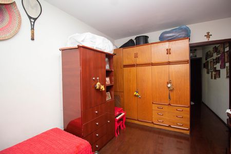 Casa para alugar com 230m², 2 quartos e 2 vagas Casa para alugar com 230m², 2 quartos e 2 vagasQuarto 1