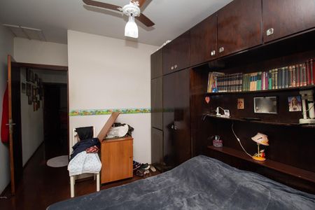 Quarto 2 de casa para alugar com 2 quartos, 230m² em Vila Miriam, São Paulo