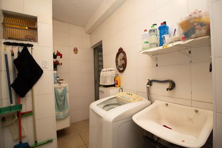 Casa para alugar com 230m², 2 quartos e 2 vagas Casa para alugar com 230m², 2 quartos e 2 vagasÁrea de serviço