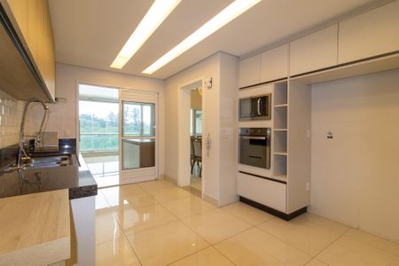 Apartamento à venda com 189m², 3 quartos e 3 vagas Apartamento à venda com 189m², 3 quartos e 3 vagasCozinha