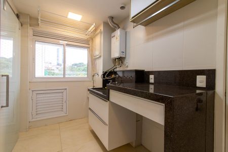 Apartamento à venda com 189m², 3 quartos e 3 vagas Apartamento à venda com 189m², 3 quartos e 3 vagasÁrea de Serviço