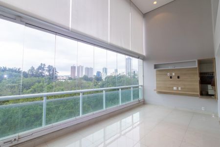 Apartamento à venda com 189m², 3 quartos e 3 vagas Apartamento à venda com 189m², 3 quartos e 3 vagasVaranda da Sala