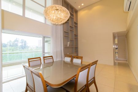 Sala de apartamento à venda com 3 quartos, 189m² em Taquaral, Campinas