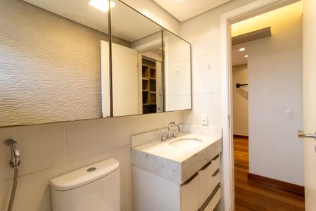 Apartamento à venda com 189m², 3 quartos e 3 vagas Apartamento à venda com 189m², 3 quartos e 3 vagasBanheiro