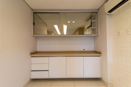 Apartamento à venda com 189m², 3 quartos e 3 vagas Apartamento à venda com 189m², 3 quartos e 3 vagasCozinha