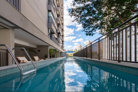 Studio à venda com 29m², 1 quarto e sem vagaÁrea comum - Piscina