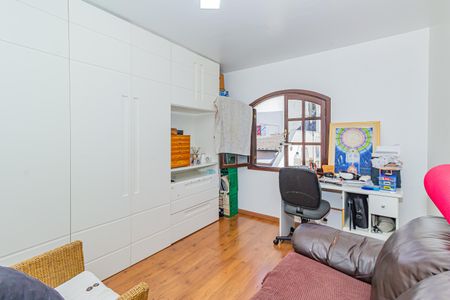 Casa para alugar com 120m², 3 quartos e 2 vagas Casa para alugar com 120m², 3 quartos e 2 vagasQuarto 2