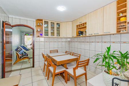 Casa para alugar com 120m², 3 quartos e 2 vagas Casa para alugar com 120m², 3 quartos e 2 vagasSala de Jantar