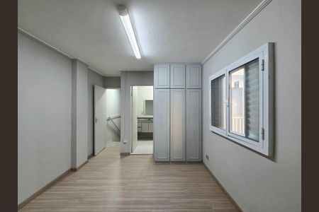 Casa para alugar com 440m², 5 quartos e 3 vagasQuarto 4