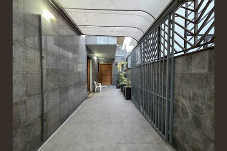 Casa para alugar com 440m², 5 quartos e 3 vagasEntrada