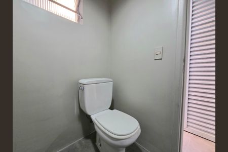 Casa para alugar com 440m², 5 quartos e 3 vagasBanheiro Quarto 5