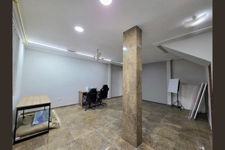 Sala de casa para alugar com 5 quartos, 440m² em Moema, São Paulo