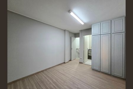 Casa para alugar com 440m², 5 quartos e 3 vagasQuarto 4