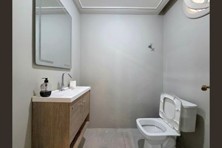 Casa para alugar com 440m², 5 quartos e 3 vagasLavabo