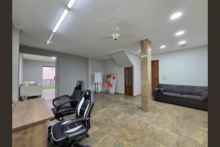Casa para alugar com 440m², 5 quartos e 3 vagasSala