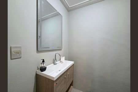 Casa para alugar com 440m², 5 quartos e 3 vagasLavabo