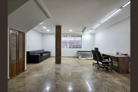 Sala de casa para alugar com 5 quartos, 440m² em Moema, São Paulo