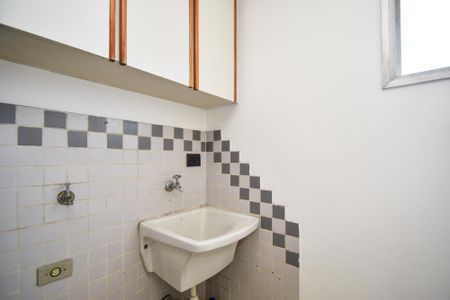 Lavanderia de kitnet/studio para alugar com 2 quartos, 90m² em Pinheiros, São Paulo
