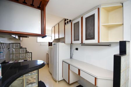 Cozinha de kitnet/studio para alugar com 2 quartos, 90m² em Pinheiros, São Paulo