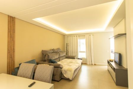 Sala de casa de condomínio para alugar com 4 quartos, 125m² em Santa Felicidade, Curitiba