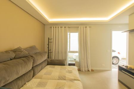 Sala de casa de condomínio para alugar com 4 quartos, 125m² em Santa Felicidade, Curitiba