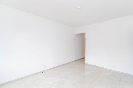 Apartamento para alugar com 85m², 2 quartos e 1 vagaSala