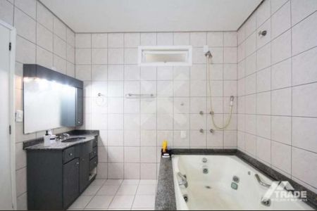 Casa à venda com 360m², 6 quartos e 6 vagas