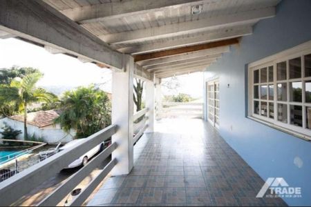 Casa à venda com 360m², 6 quartos e 6 vagas
