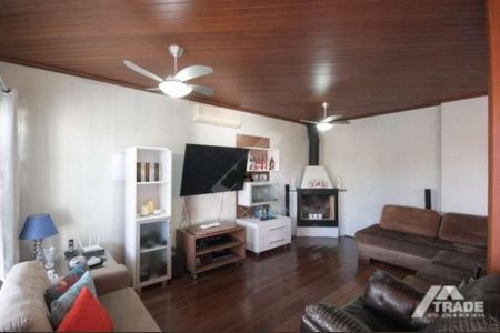 Casa à venda com 360m², 6 quartos e 6 vagas
