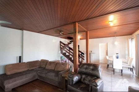 Casa à venda com 360m², 6 quartos e 6 vagas