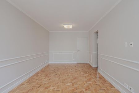 Apartamento à venda com 110m², 3 quartos e 1 vaga Apartamento à venda com 110m², 3 quartos e 1 vagaSala