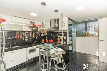 Apartamento à venda com 142m², 3 quartos e 3 vagas