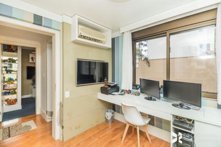 Apartamento à venda com 142m², 3 quartos e 3 vagas