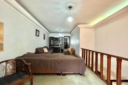 Casa à venda com 252m², 5 quartos e 3 vagasSala de TV