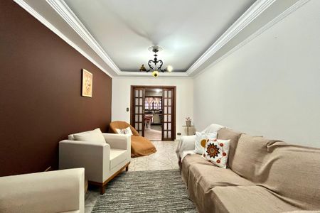 Casa à venda com 252m², 5 quartos e 3 vagasSala 