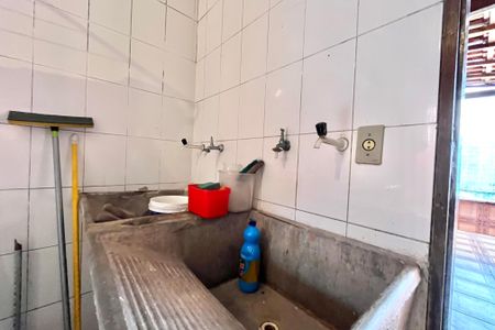 Casa à venda com 252m², 5 quartos e 3 vagasÁrea de Serviço