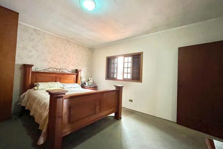 Casa à venda com 252m², 5 quartos e 3 vagasSuite